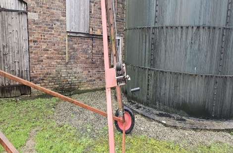 A-Frame hand crank for raising and lowering the auger tube