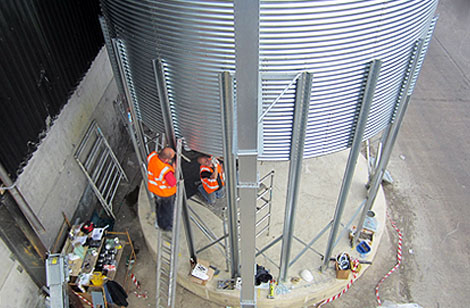 Hopper silo assembly